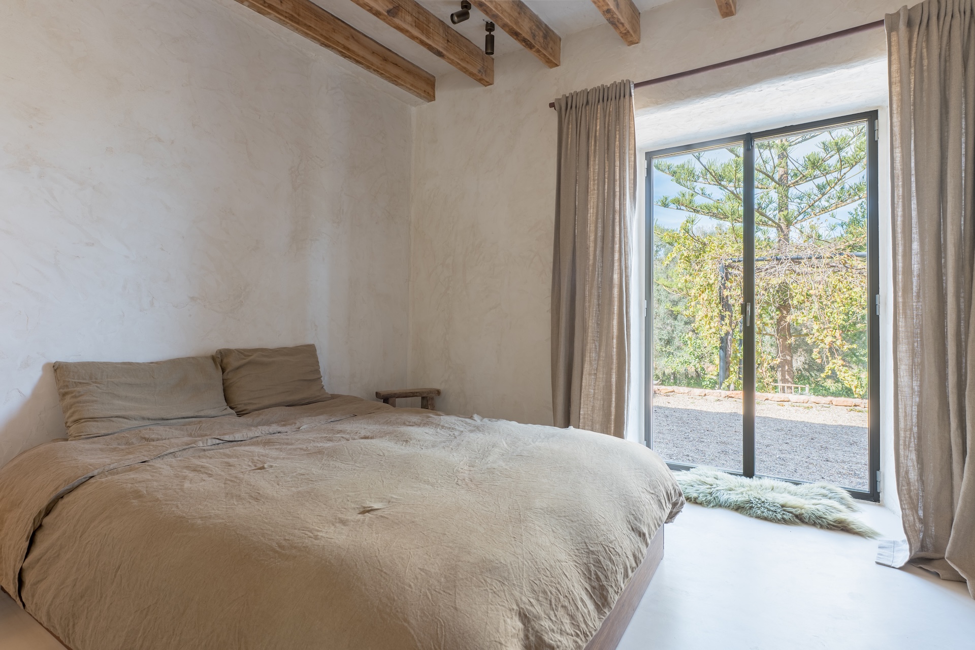 Resa estates ibiza villa Reno finca renovated te koop sale bedroom 6.jpg